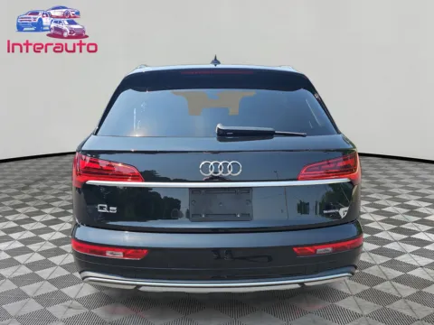 More photos of 2021 Audi Q5 45 TFSI Premium Plus Sport Utility 4D at Interauto, MA