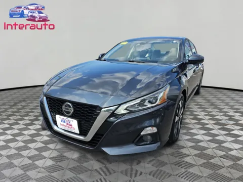 Gray 2021 Nissan Altima 2.5 SL Sedan 4D for sale in Plainville, MA