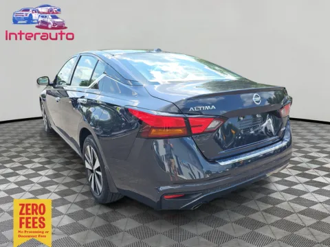 Another view of 2021 Nissan Altima 2.5 SL Sedan 4D for sale in Plainville, MA at Interauto