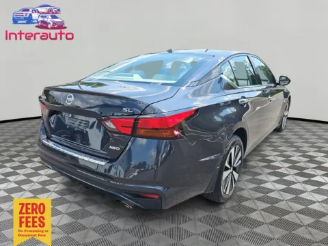 More photos of 2021 Nissan Altima 2.5 SL Sedan 4D at Interauto, MA