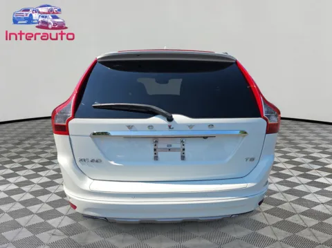 More photos of 2016 Volvo XC60 T5 Premier Sport Utility 4D at Interauto, MA