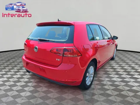 More photos of 2016 Volkswagen Golf TSI S Hatchback Sedan 4D at Interauto, MA