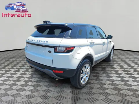 More photos of 2016 Land Rover Range Rover Evoque SE Sport Utility 4D at Interauto, MA