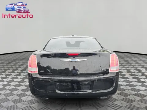More photos of 2014 Chrysler 300 S Sedan 4D at Interauto, MA