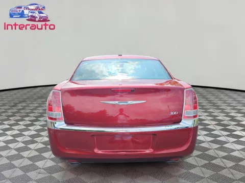 More photos of 2014 Chrysler 300 Sedan 4D at Interauto, MA