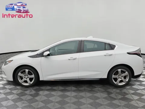 Photos of 2019 Chevrolet Volt LT Sedan 4D for sale in Plainville, MA at Interauto