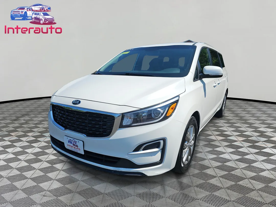 White 2019 Kia Sedona EX Minivan 4D for sale in Plainville, MA