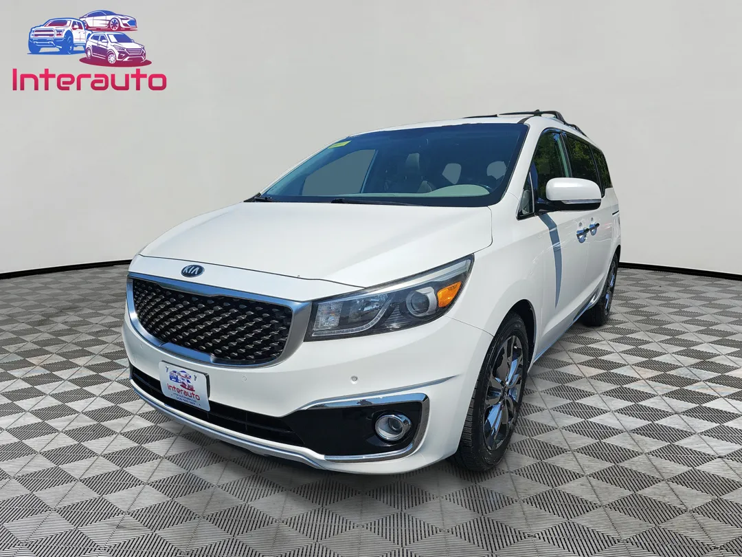 White 2015 Kia Sedona SX Limited Minivan 4D for sale in Plainville, MA