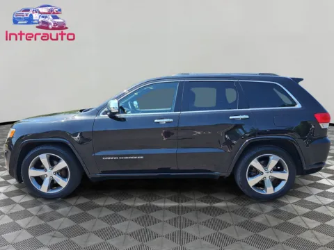 Photos of 2015 Jeep Grand Cherokee Overland Sport Utility 4D for sale in Plainville, MA at Interauto