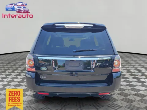 More photos of 2014 Land Rover LR2 HSE Sport Utility 4D at Interauto, MA