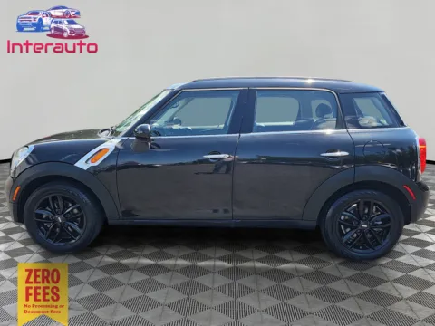 Photos of 2015 MINI Countryman Cooper Hatchback 4D for sale in Plainville, MA at Interauto
