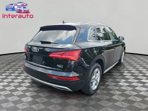 More photos of 2018 Audi Q5 Premium Plus Sport Utility 4D at Interauto, MA