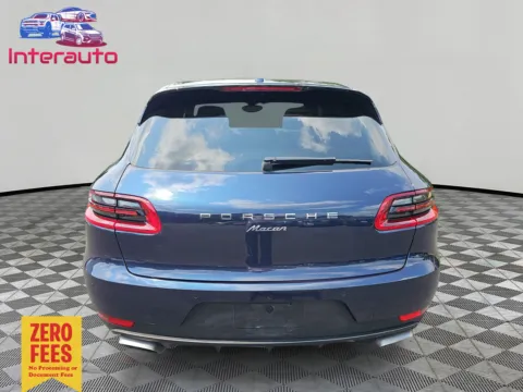 More photos of 2018 Porsche Macan Sport Utility 4D at Interauto, MA
