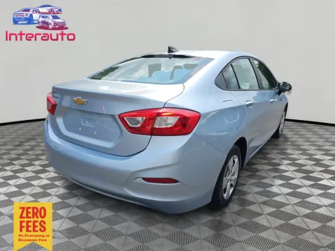 More photos of 2017 Chevrolet Cruze LS Sedan 4D at Interauto, MA
