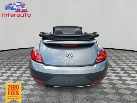 More photos of 2018 Volkswagen Beetle 2.0T SE Convertible 2D at Interauto, MA