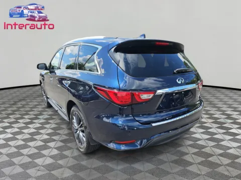 Another view of 2018 INFINITI QX60 3.5 Sport Utility 4D for sale in Plainville, MA at Interauto