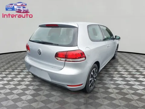 More photos of 2011 Volkswagen Golf Hatchback 2D at Interauto, MA