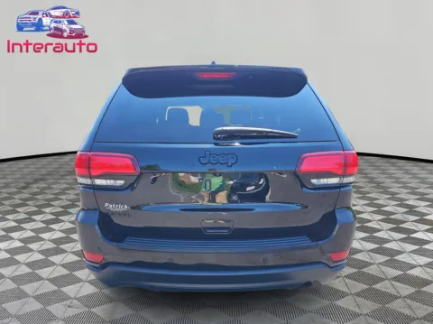 More photos of 2018 Jeep Grand Cherokee Upland Sport Utility 4D at Interauto, MA