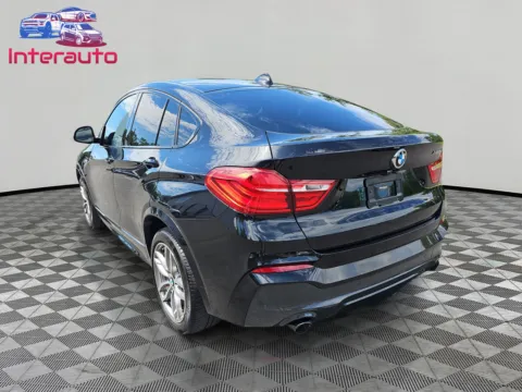 Another view of 2018 BMW X4 M40i Sport Utility 4D for sale in Plainville, MA at Interauto