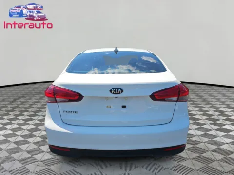 More photos of 2018 Kia Forte LX Sedan 4D at Interauto, MA