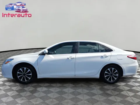 Photos of 2015 Toyota Camry Hybrid LE Sedan 4D for sale in Plainville, MA at Interauto