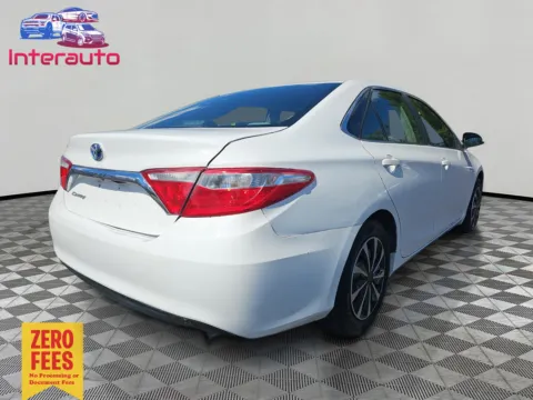 More photos of 2015 Toyota Camry Hybrid LE Sedan 4D at Interauto, MA