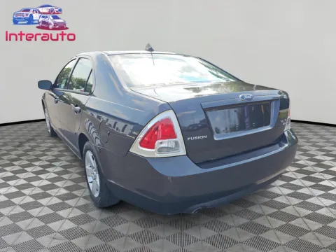 Another view of 2007 Ford Fusion SE Sedan 4D for sale in Plainville, MA at Interauto
