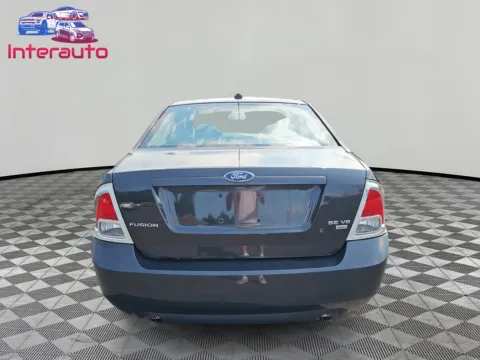 More photos of 2007 Ford Fusion SE Sedan 4D at Interauto, MA