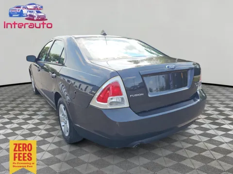 Another view of 2007 Ford Fusion SE Sedan 4D for sale in Plainville, MA at Interauto