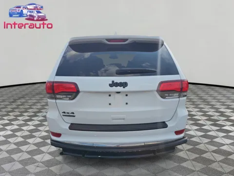More photos of 2016 Jeep Grand Cherokee High Altitude Sport Utility 4D at Interauto, MA