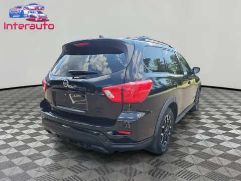 More photos of 2020 Nissan Pathfinder SL Sport Utility 4D at Interauto, MA