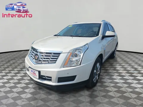 White 2016 Cadillac SRX Luxury Collection Sport Utility 4D for sale in Plainville, MA
