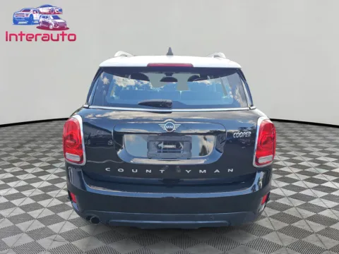 More photos of 2020 MINI Countryman Cooper Hatchback 4D at Interauto, MA