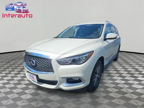 White 2017 INFINITI QX60 3.5 Sport Utility 4D for sale in Plainville, MA