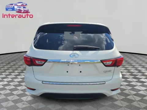 More photos of 2017 INFINITI QX60 3.5 Sport Utility 4D at Interauto, MA