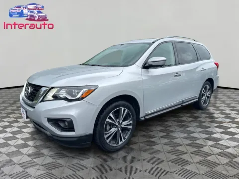 Silver 2019 Nissan Pathfinder Platinum Sport Utility 4D for sale in Plainville, MA