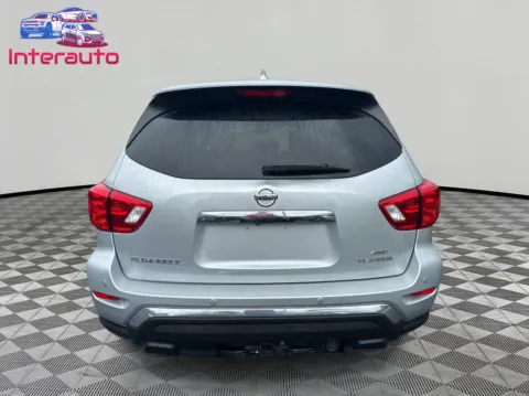 More photos of 2019 Nissan Pathfinder Platinum Sport Utility 4D at Interauto, MA