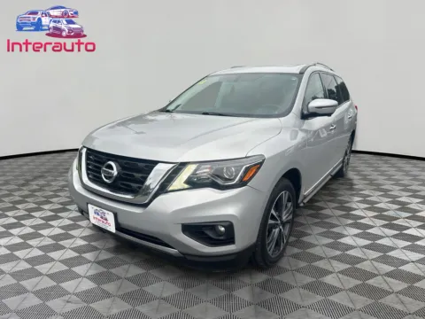 Silver 2019 Nissan Pathfinder Platinum Sport Utility 4D for sale in Plainville, MA