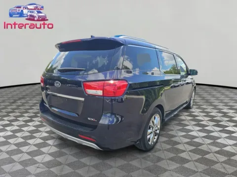 More photos of 2018 Kia Sedona SX Limited Minivan 4D at Interauto, MA