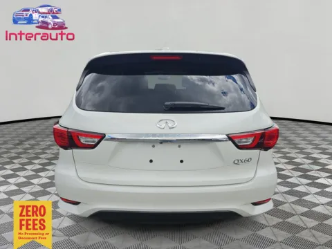 More photos of 2016 INFINITI QX60 3.5 Sport Utility 4D at Interauto, MA