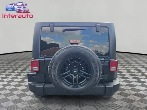 More photos of 2017 Jeep Wrangler Sport SUV 2D at Interauto, MA