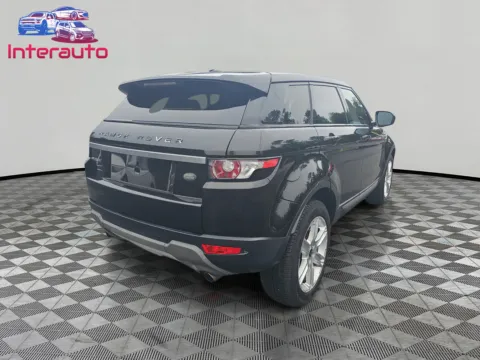 More photos of 2013 Land Rover Range Rover Evoque Pure Sport Utility 4D at Interauto, MA