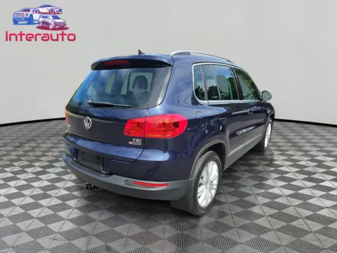More photos of 2016 Volkswagen Tiguan 2.0T SEL 4Motion Sport Utility 4D at Interauto, MA
