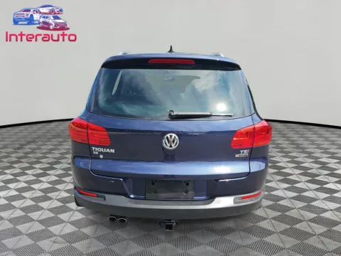 More photos of 2016 Volkswagen Tiguan 2.0T SEL 4Motion Sport Utility 4D at Interauto, MA