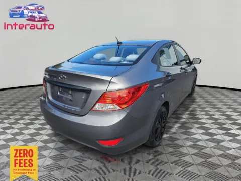 More photos of 2014 Hyundai Accent GLS Sedan 4D at Interauto, MA