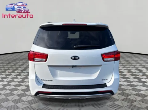 More photos of 2015 Kia Sedona SX Limited Minivan 4D at Interauto, MA