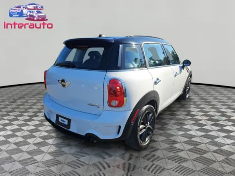 More photos of 2012 MINI Countryman Cooper S ALL4 Hatchback 4D at Interauto, MA