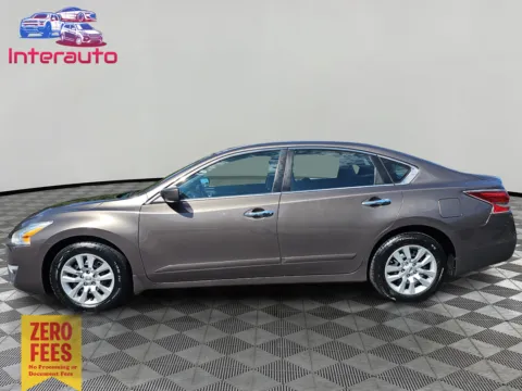 Photos of 2015 Nissan Altima 2.5 S Sedan 4D for sale in Plainville, MA at Interauto