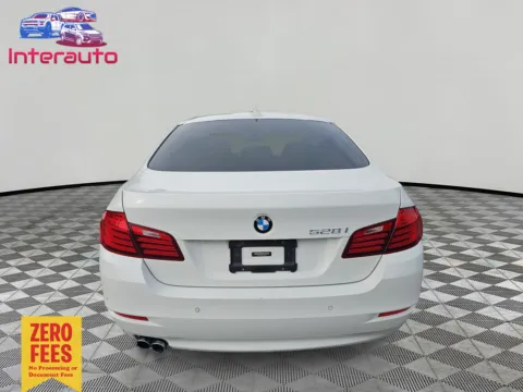 More photos of 2016 BMW 5 Series 528i Sedan 4D at Interauto, MA