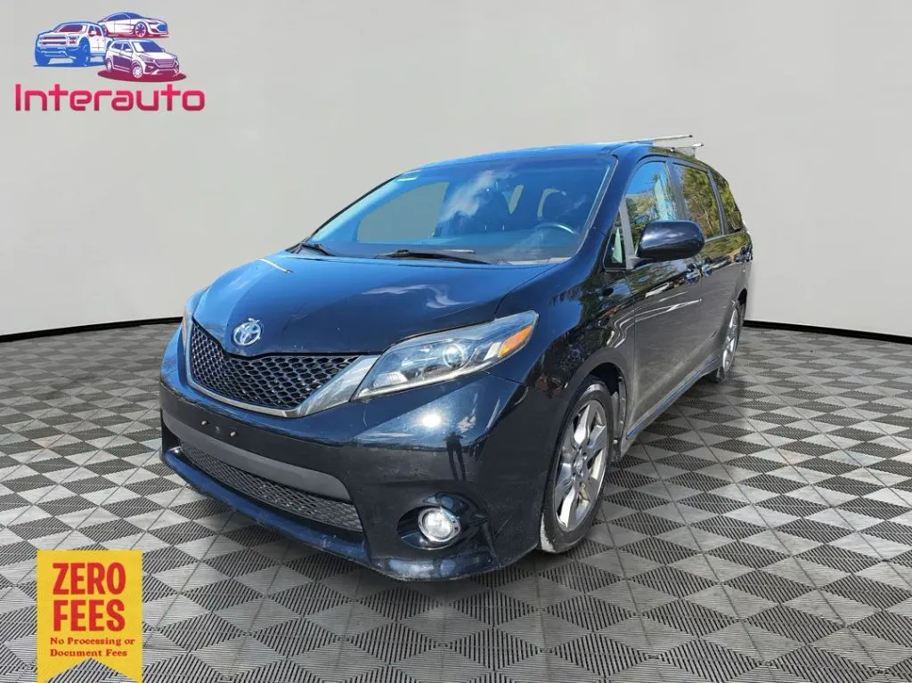 Black 2017 Toyota Sienna SE Minivan 4D for sale in Plainville, MA